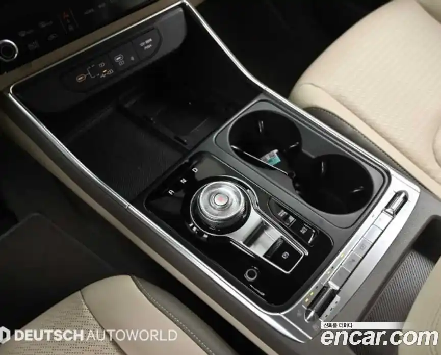 Kia Carnival 2024 1.6 автомат (гидро), фото 9