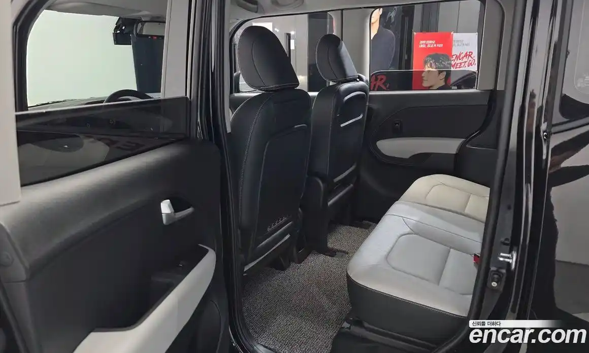 Kia Ray 2024 1.0 автомат (гидро), фото 16