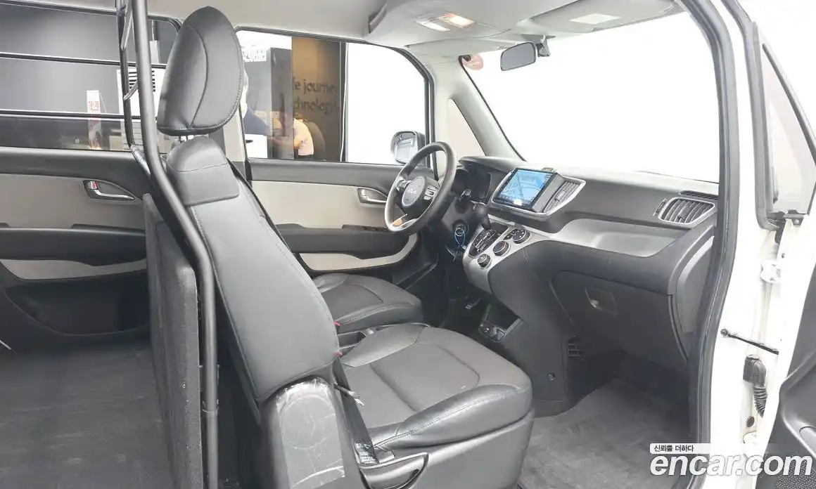 Kia Ray 2022 1.0 автомат (гидро), фото 16