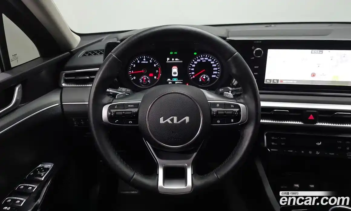 Kia K5 (Optima) 2023 2.0 автомат (гидро), фото 19