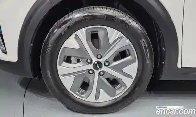 Kia Niro 2021 0.2 автомат (гидро), миниатюра 5