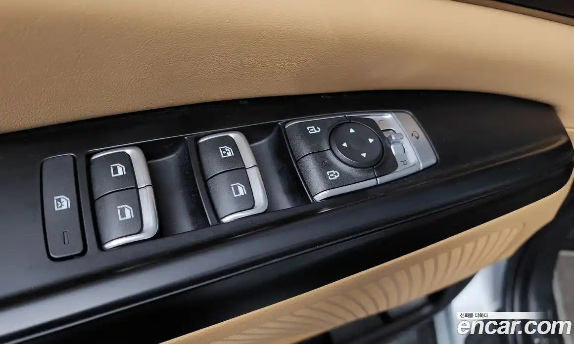 Kia Carnival 2021 3.5 автомат (гидро), фото 26
