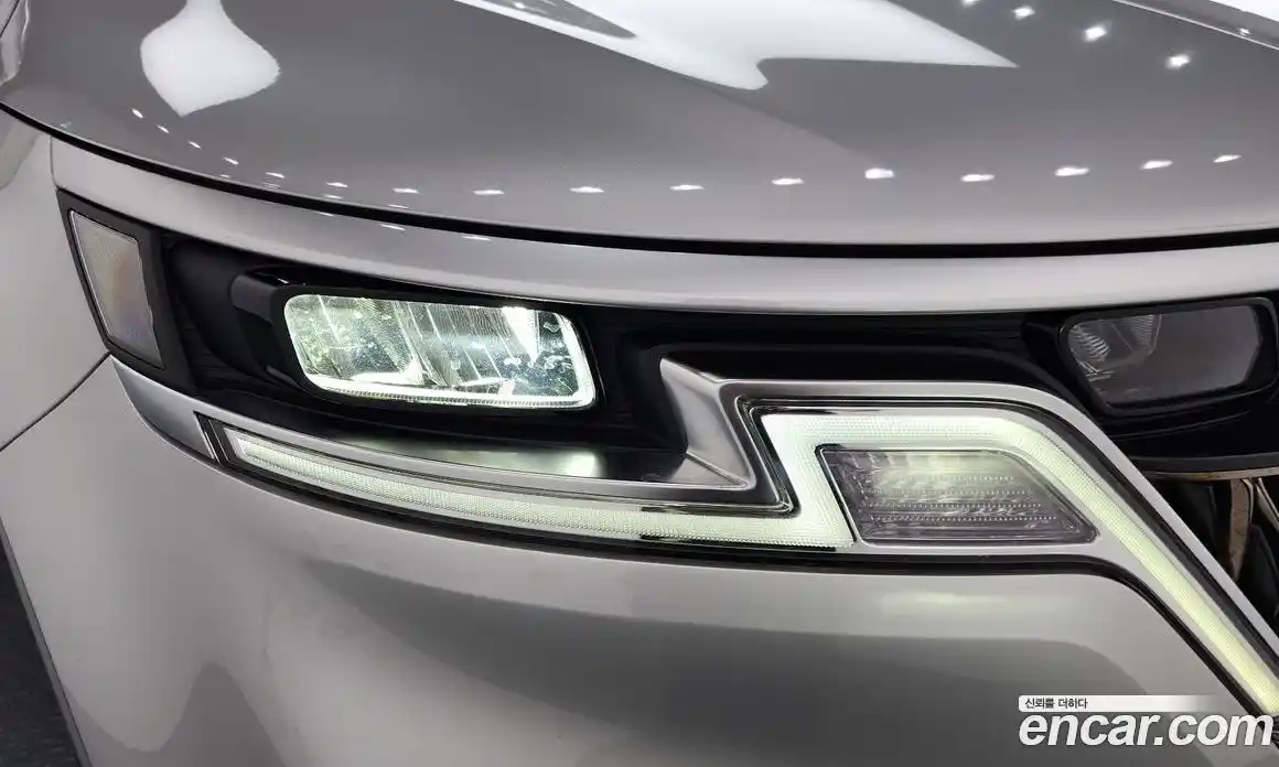 Kia Carnival 2021 3.5 автомат (гидро), фото 8
