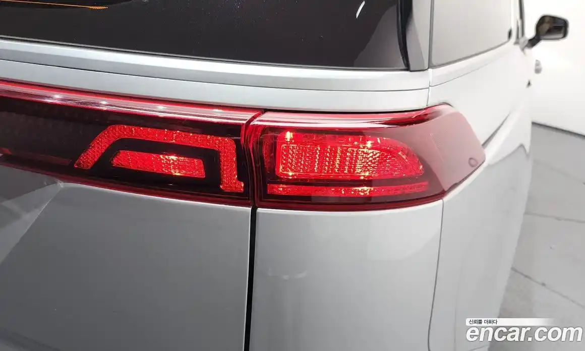 Kia Carnival 2021 3.5 автомат (гидро), фото 9