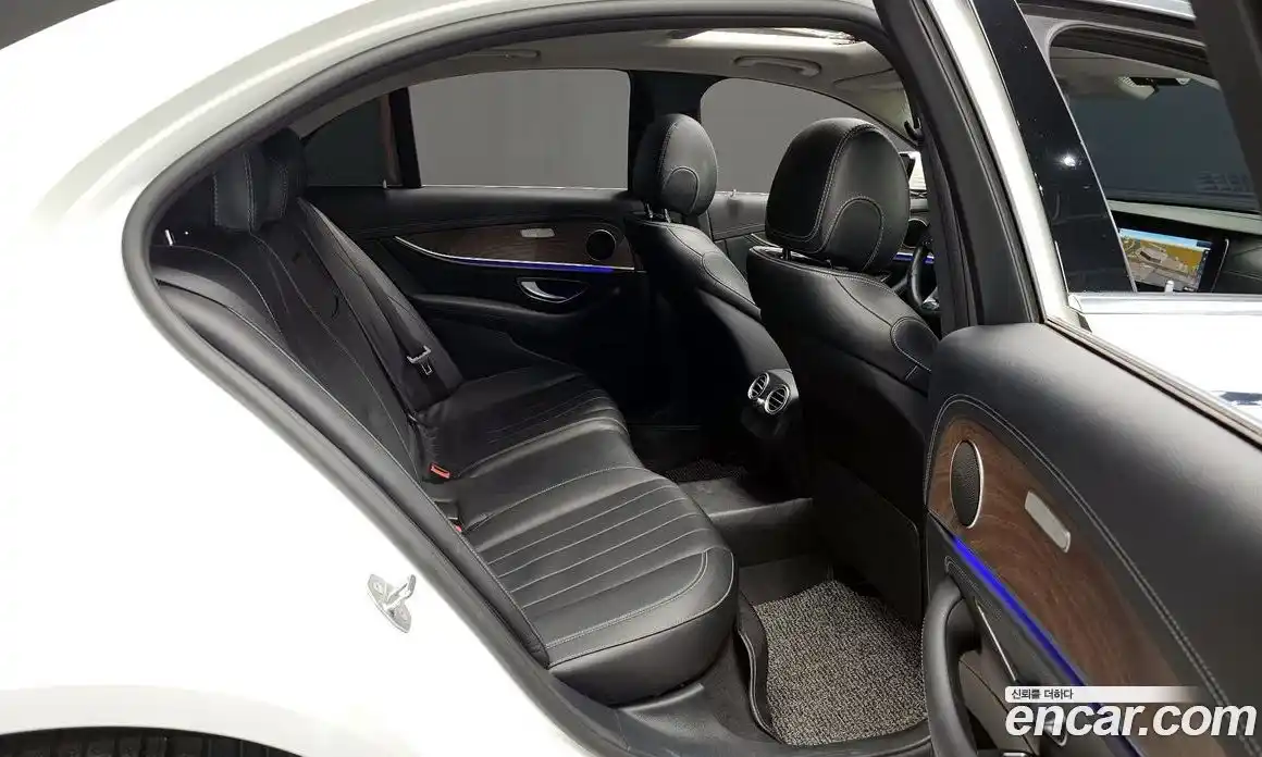 Mercedes-Benz E-Class 2016 1.9 автомат (гидро), фото 11