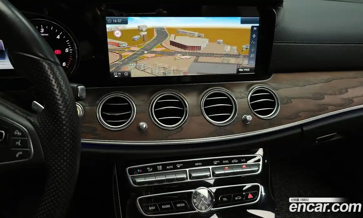 Mercedes-Benz E-Class 2016 1.9 автомат (гидро), фото 13