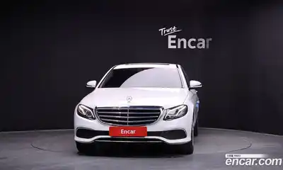 Mercedes-Benz E-Class 2016 1.9 автомат (гидро), миниатюра 3