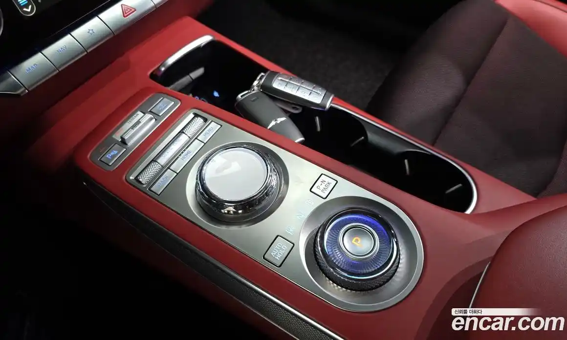 Genesis GV70 2021 2.5 автомат (гидро), фото 12