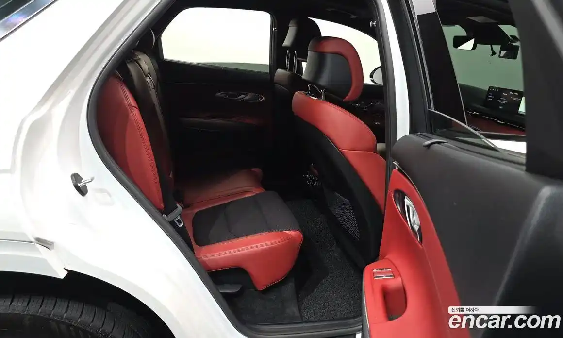 Genesis GV70 2021 2.5 автомат (гидро), фото 18