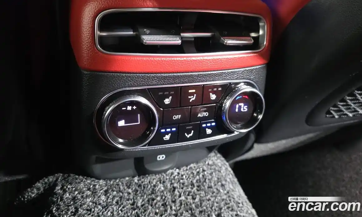 Genesis GV70 2021 2.5 автомат (гидро), фото 24