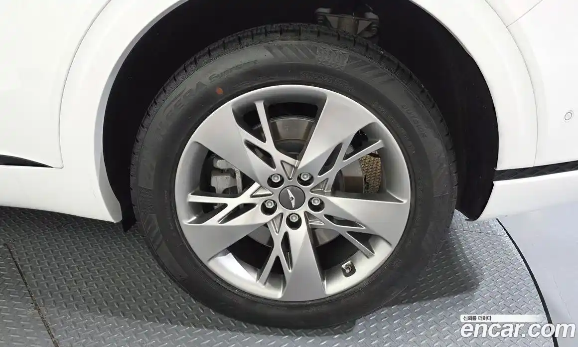 Genesis GV70 2021 2.5 автомат (гидро), фото 7