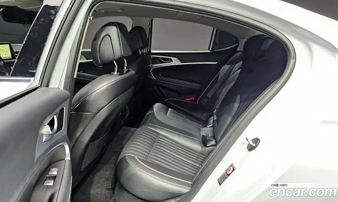Genesis G70 2018 2.0 автомат (гидро), фото 17