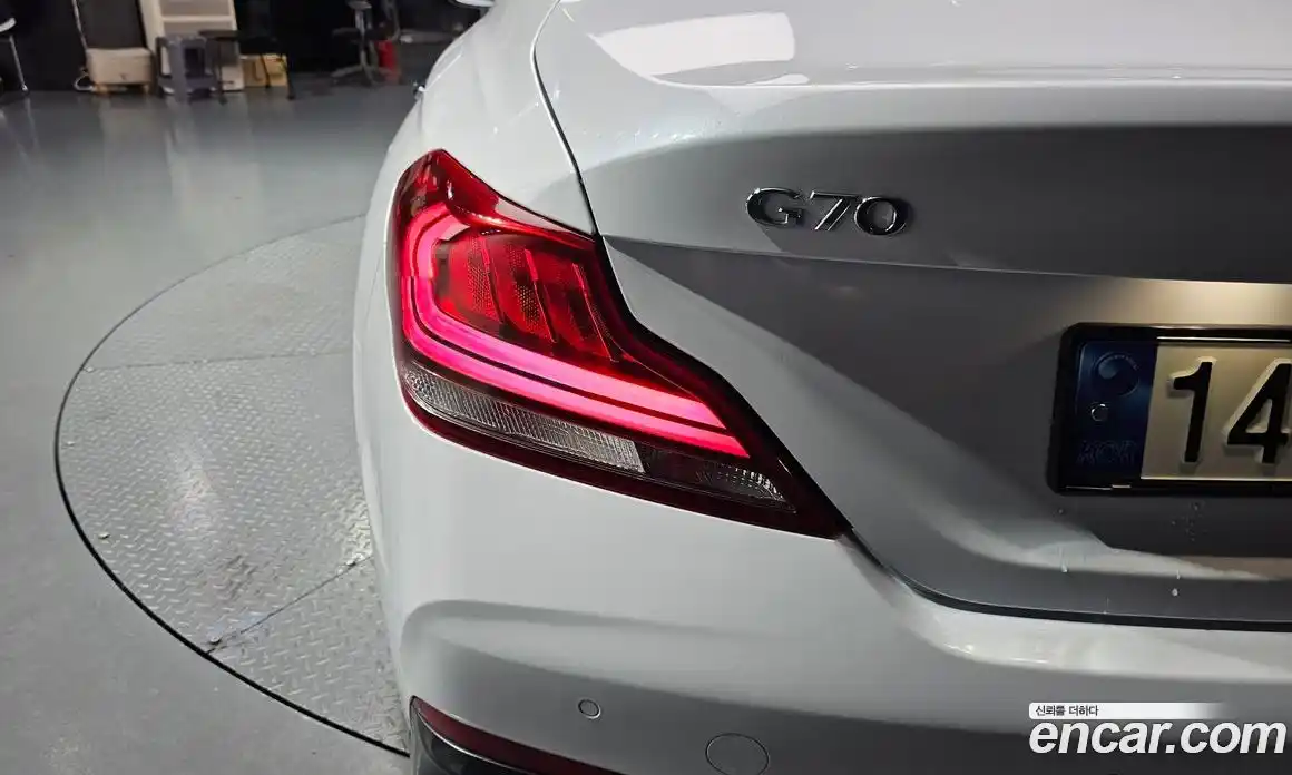 Genesis G70 2018 2.0 автомат (гидро), фото 9