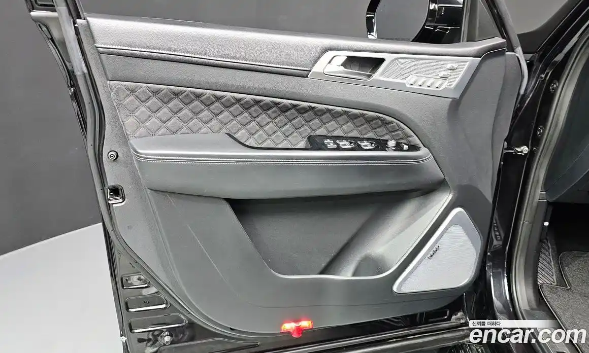 SsangYong Rexton 2020 2.2 автомат (гидро), фото 14