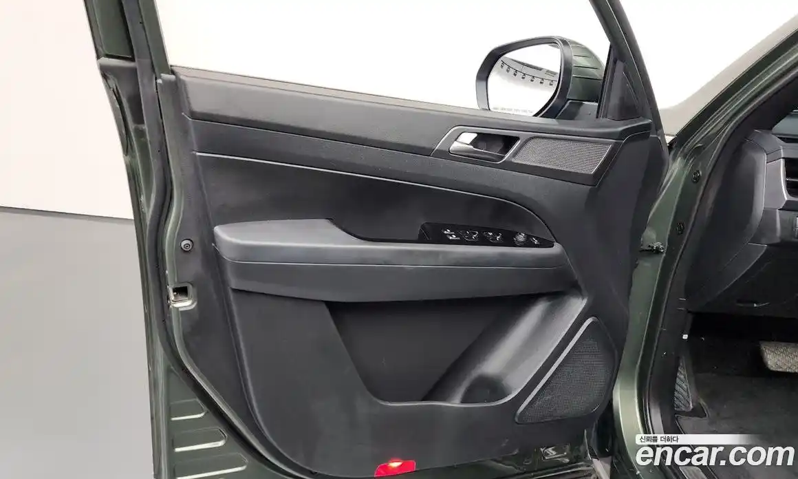 SsangYong Rexton 2024 2.2 автомат (гидро), фото 14