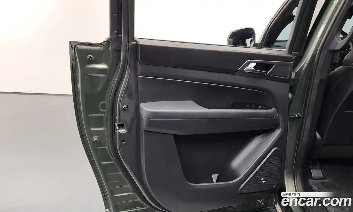 SsangYong Rexton 2024 2.2 автомат (гидро), фото 15