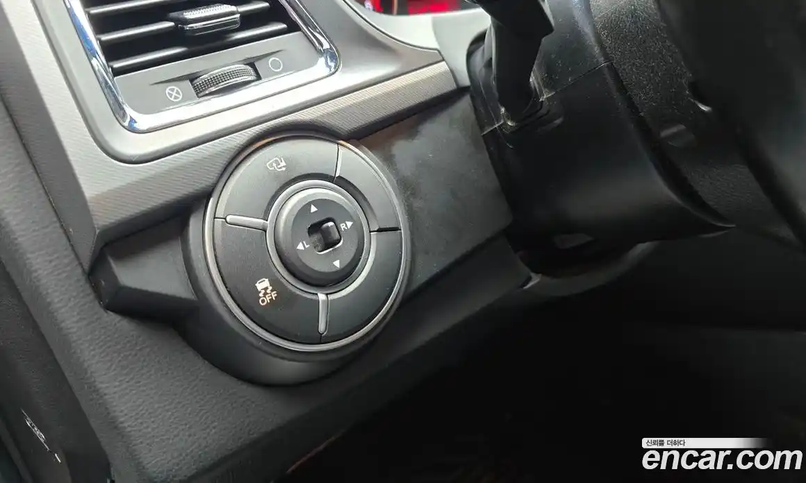 SsangYong Korando 2016 2.0 автомат (гидро), фото 21