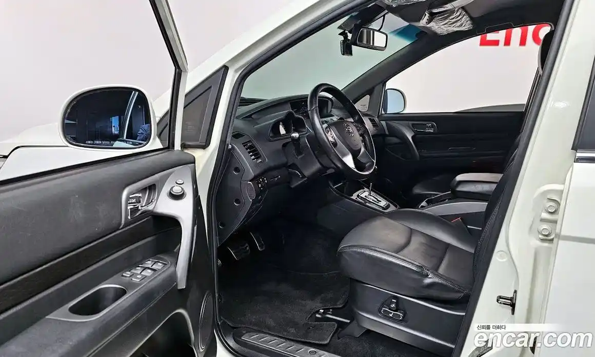 SsangYong Korando 2018 2.2 автомат (гидро), фото 10