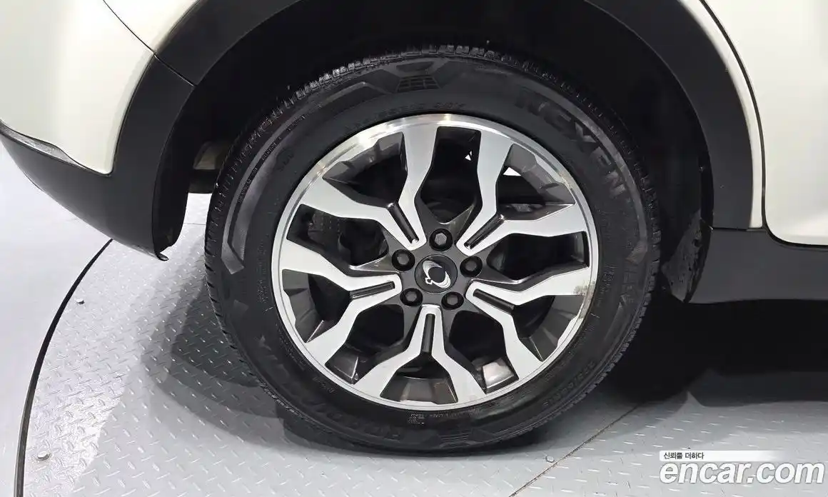 SsangYong Korando 2016 2.2 автомат (гидро), фото 5