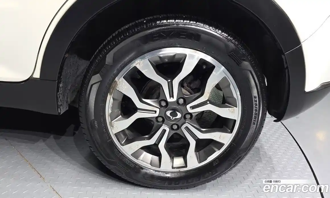 SsangYong Korando 2016 2.2 автомат (гидро), фото 7
