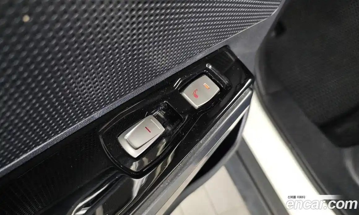 SsangYong TIBOLI 2016 1.6 автомат (гидро), фото 18
