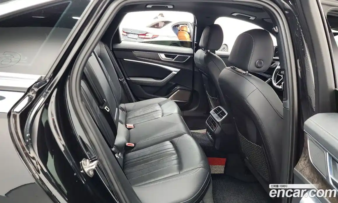 Audi A6 2020 3.0 автомат (гидро), фото 17