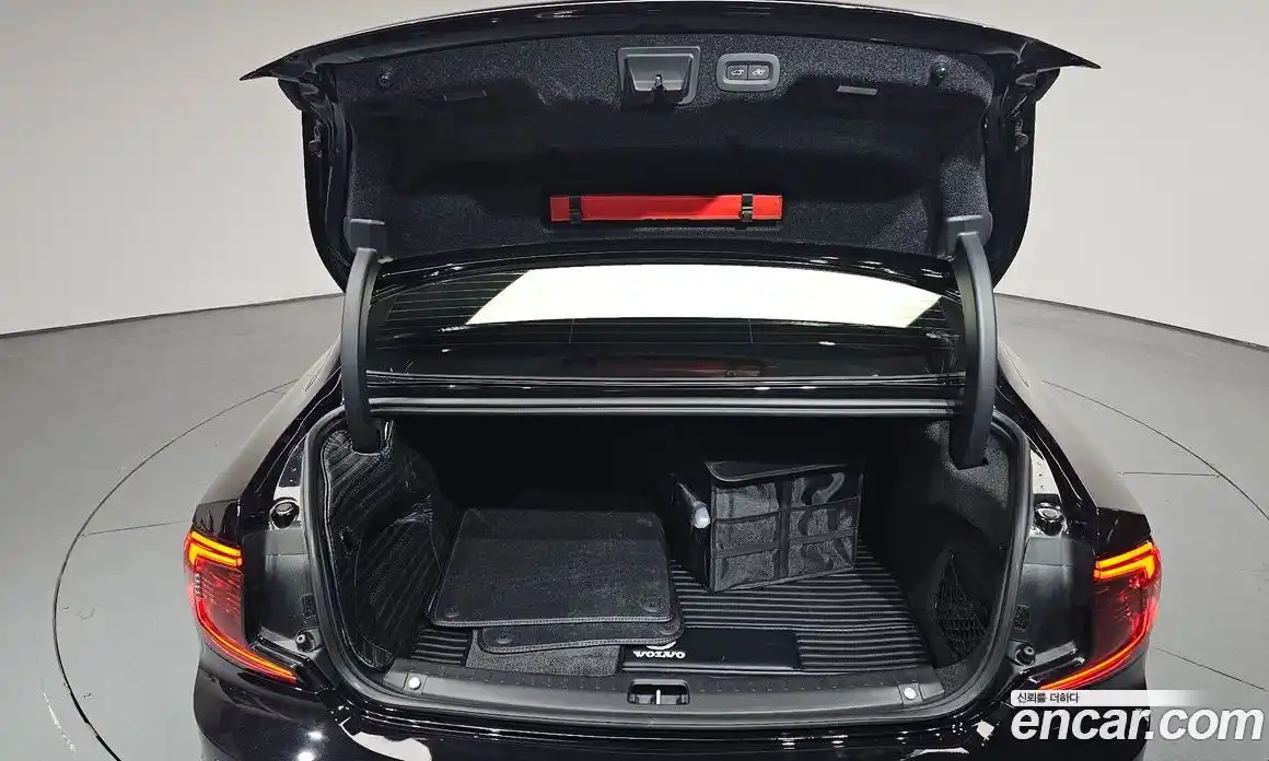 Volvo S90 2021 2.0 автомат (гидро), фото 25
