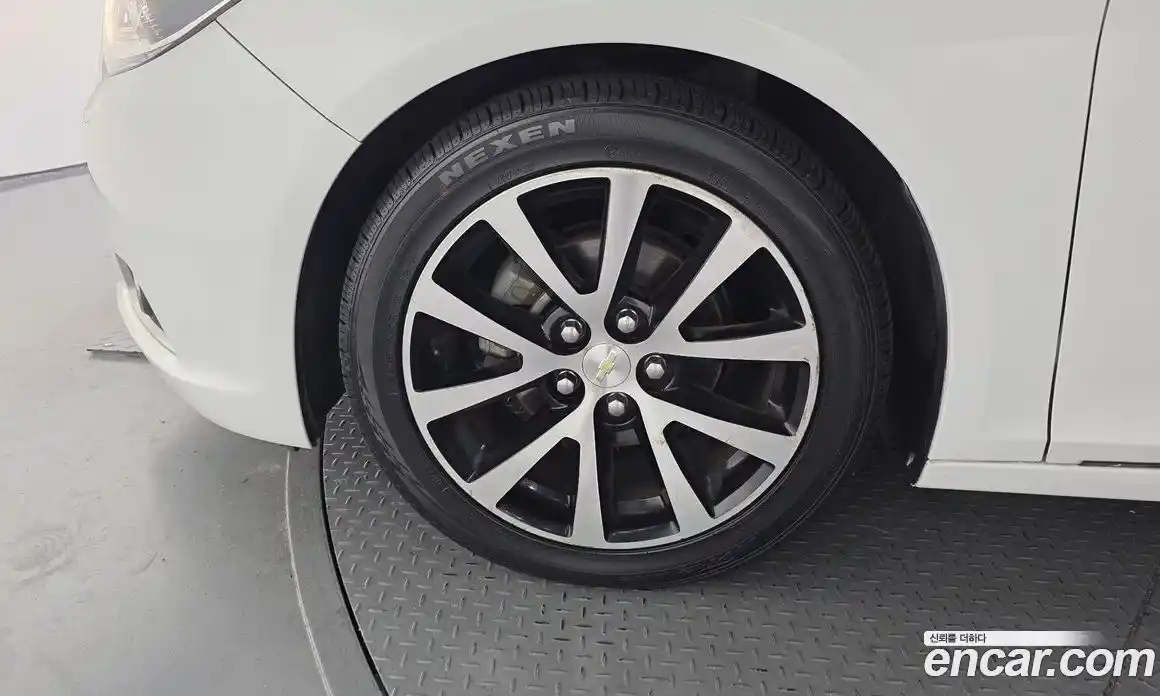 Chevrolet Malibu 2012 2.0 автомат (гидро), фото 5