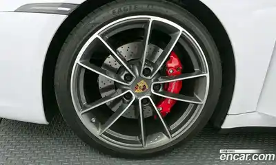 Porsche 911 2023 3.0 автомат (гидро), миниатюра 5