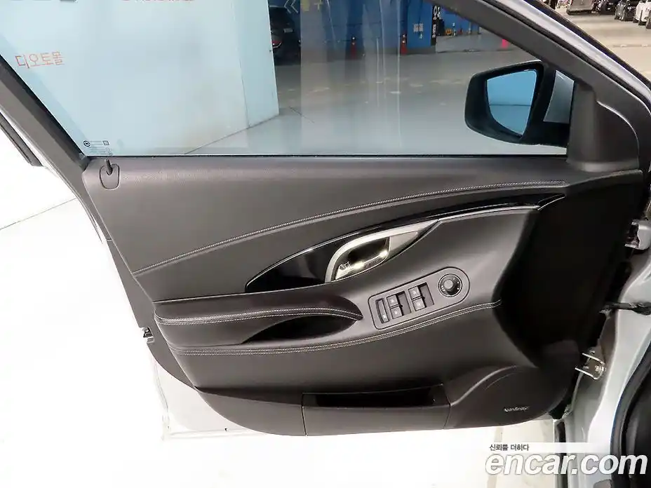 Chevrolet Alpheon 2011 3.0 автомат (гидро), фото 15