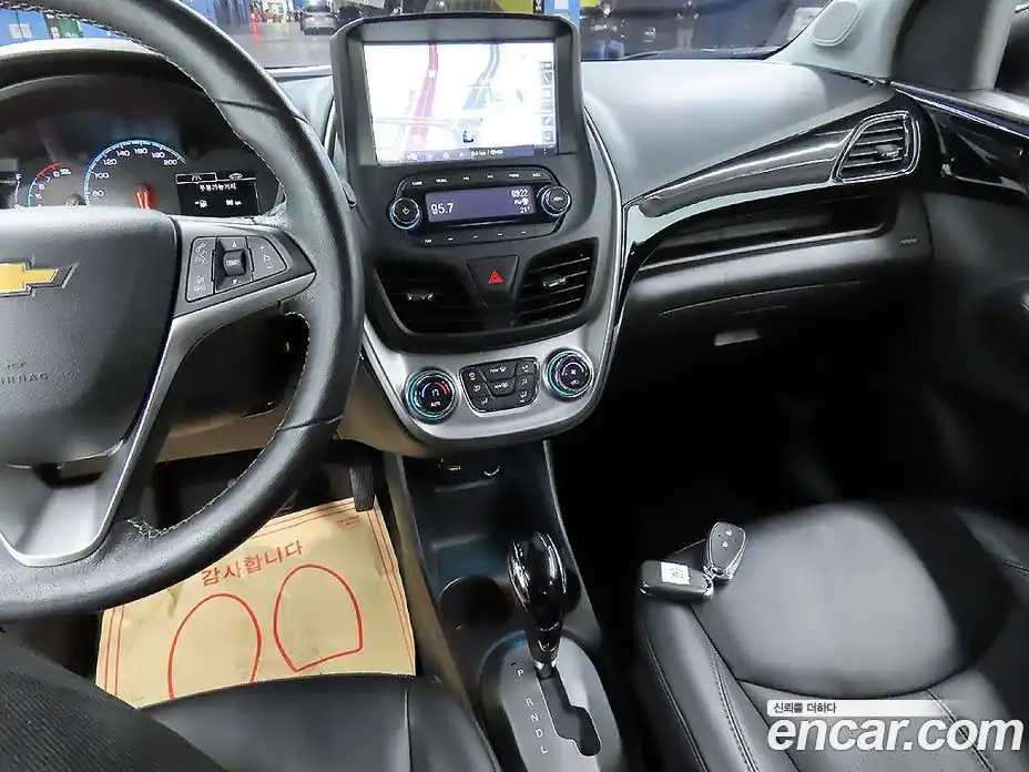 Chevrolet Spark 2016 1.0 автомат (гидро), фото 10