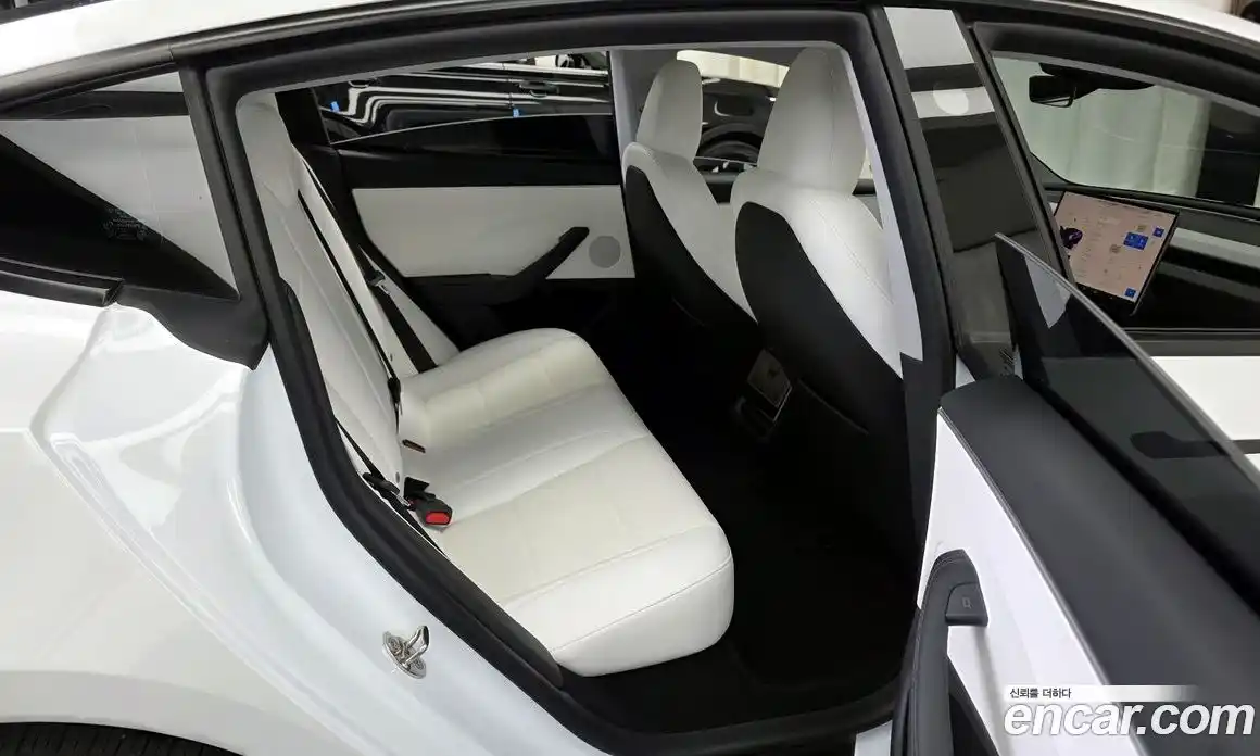 Tesla Model 3 2024 0.2 гидро, фото 18