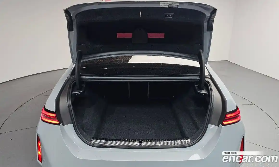 BMW M5 2025 4.4 автомат (гидро), фото 25