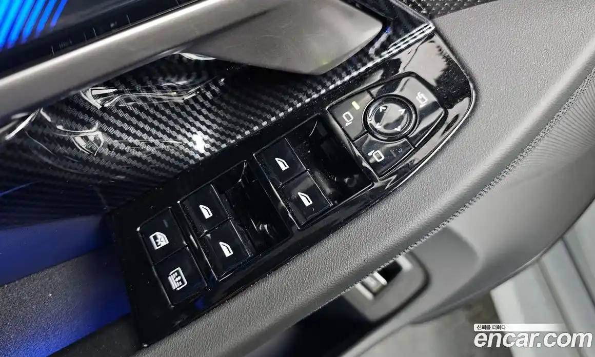 BMW M5 2025 4.4 автомат (гидро), фото 29
