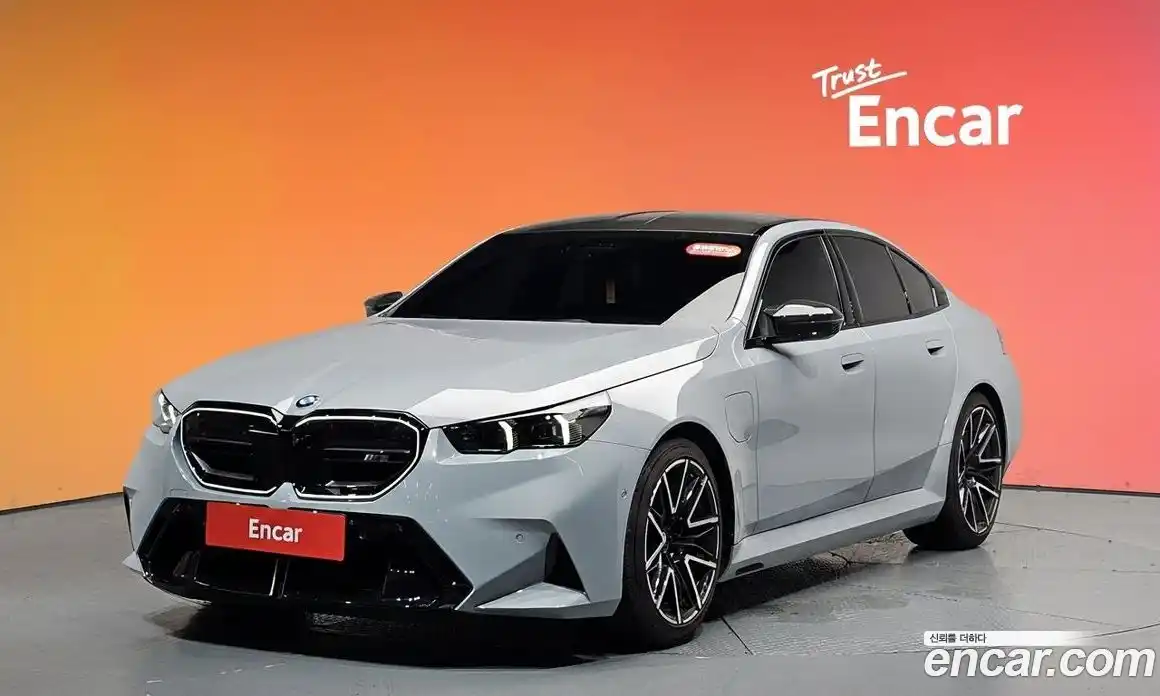 BMW M5 2025 4.4 автомат (гидро), фото 39