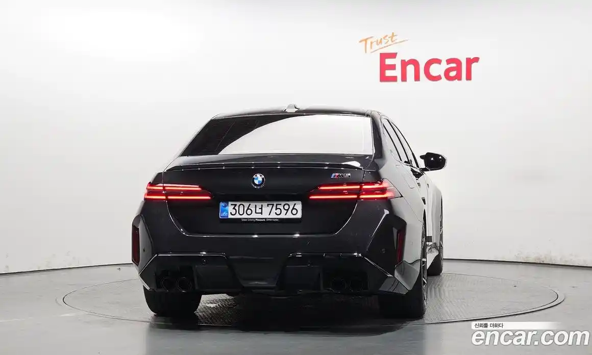BMW M5 2025 4.4 автомат (гидро), фото 4