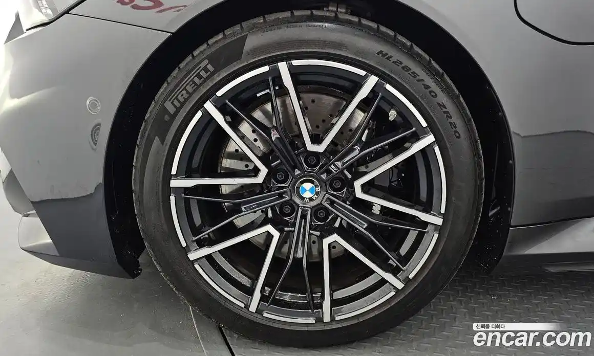 BMW M5 2025 4.4 автомат (гидро), фото 5