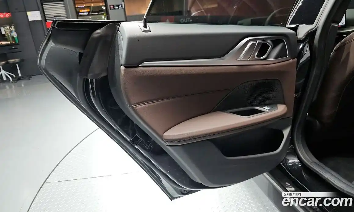 BMW 4 серия 2025 2.0 автомат (гидро), фото 15