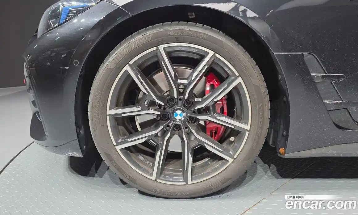 BMW 4 серия 2025 2.0 автомат (гидро), фото 5