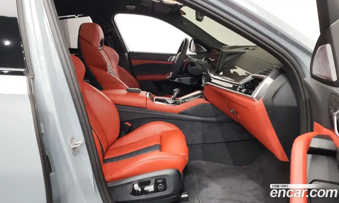 BMW X6M 2024 4.4 автомат (гидро), фото 16