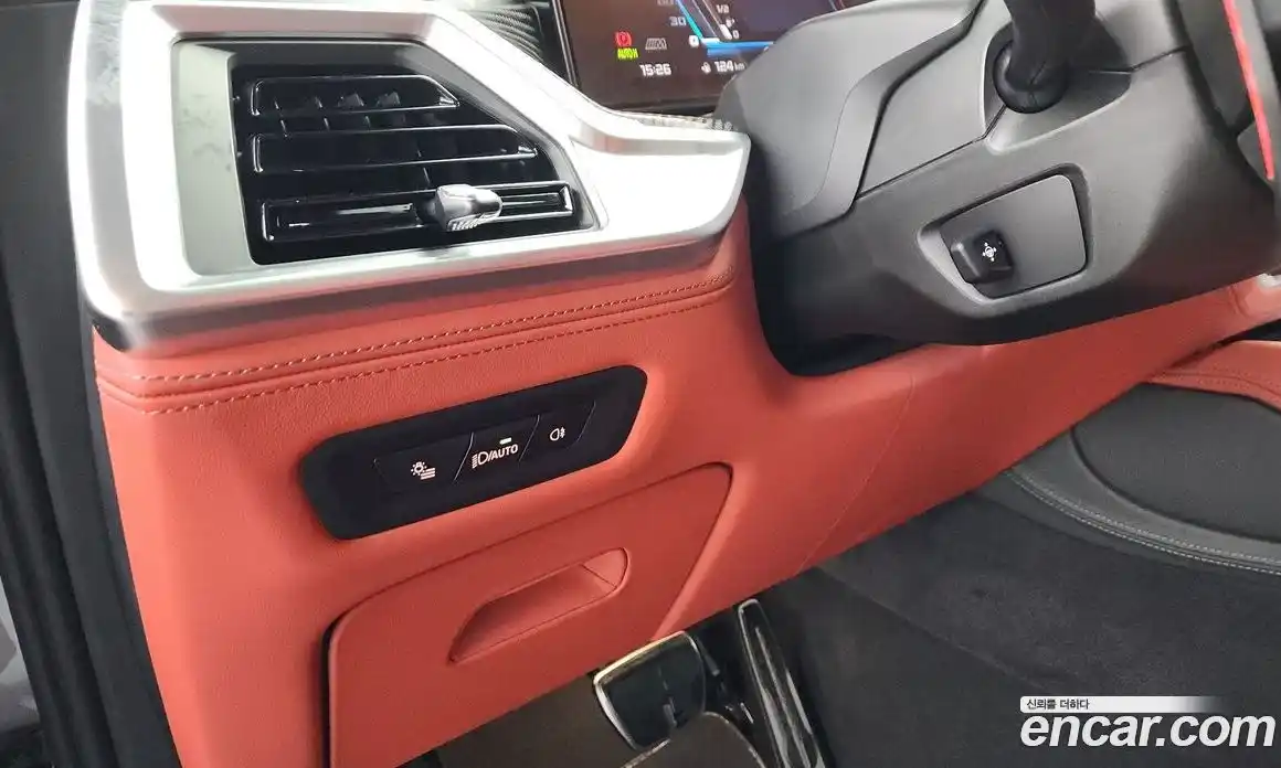 BMW X6M 2024 4.4 автомат (гидро), фото 18