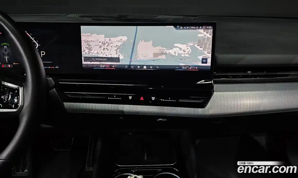 BMW 5 серия 2024 2.0 автомат (гидро), фото 16