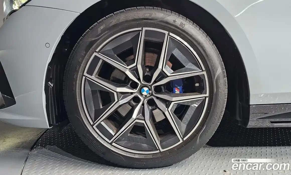 BMW 5 серия 2024 2.0 автомат (гидро), фото 5