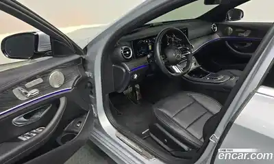 Mercedes-Benz E-Class 2022 2.0 автомат (гидро), миниатюра 12