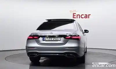 Mercedes-Benz E-Class 2022 2.0 автомат (гидро), миниатюра 3