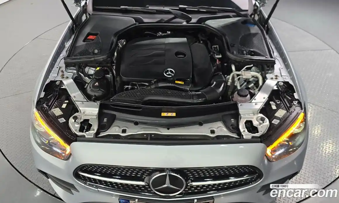 Mercedes-Benz E-Class 2022 2.0 автомат (гидро), фото 5