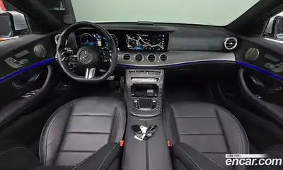 Mercedes-Benz E-Class 2022 2.0 автомат (гидро), миниатюра 9