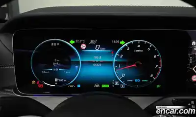 Mercedes-Benz E-Class 2022 2.0 автомат (гидро), миниатюра 10