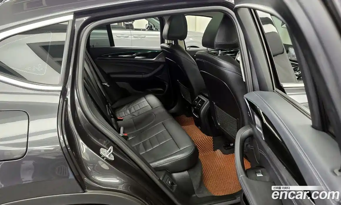 BMW X4 2021 2.0 автомат (гидро), фото 18