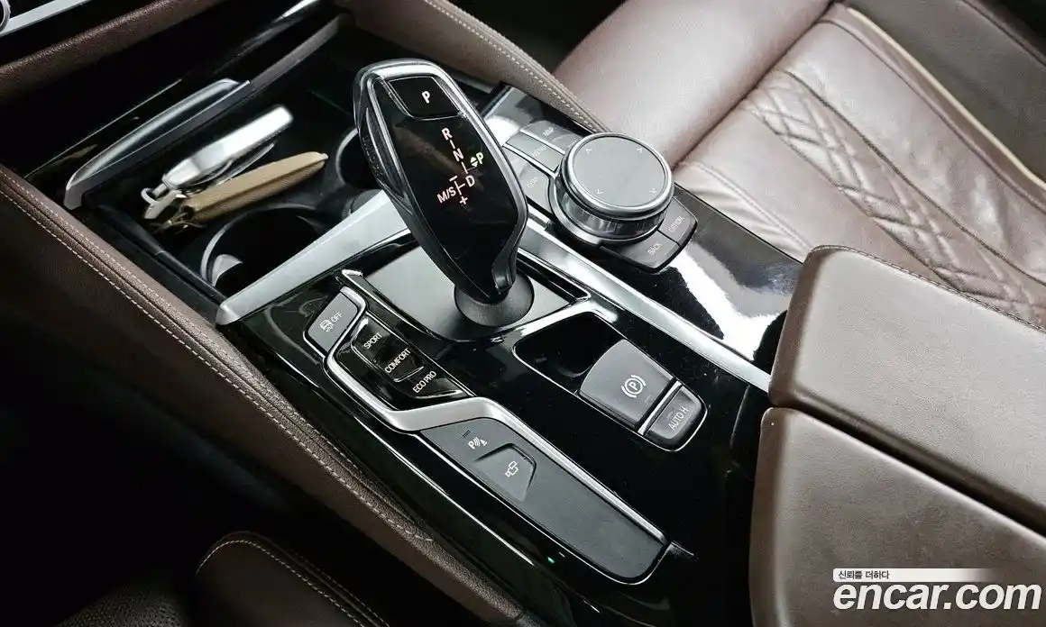 BMW 5 серия 2018 2.0 автомат (гидро), фото 12
